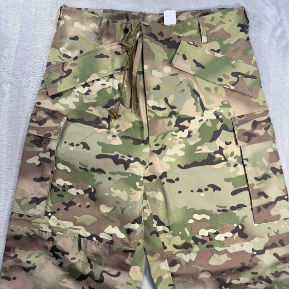 USGI APECS Wet Weather Trousers Multicam Men's Sz M/R Camo - Picture 2 of 11